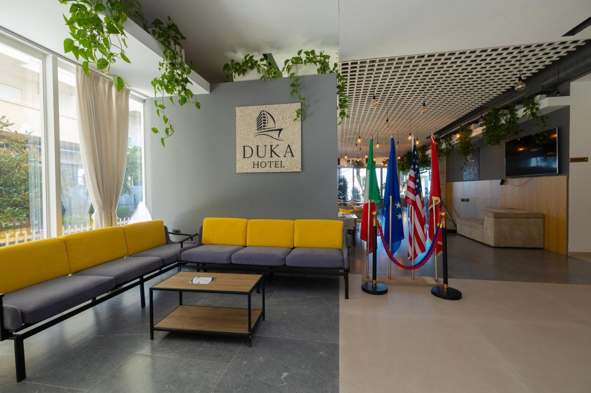 Duka Hotel Vlorë エクステリア 写真